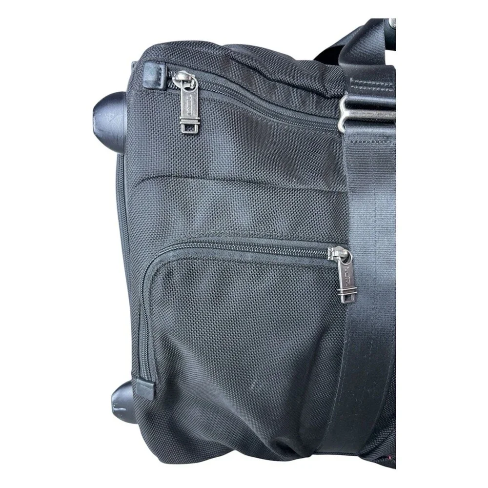 Tumi Alpha Bravo Bremerton Roller Duffle Wheeled Bag Nylon Carry On Black